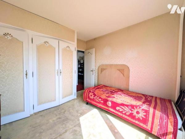 Appartement T2 avec balcon - Stationnement - Cave 