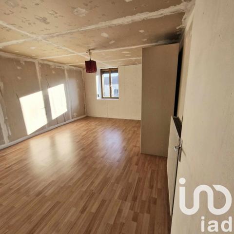 Maison 6 pièces de 185 m² à Gondrecourt-le-Château (55130)