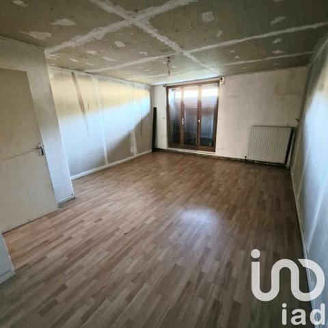 Maison 6 pièces de 185 m² à Gondrecourt-le-Château (55130)