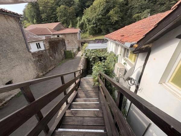 Immeuble de caractère en cœur de ville à Aire-sur-l’Adour (40)