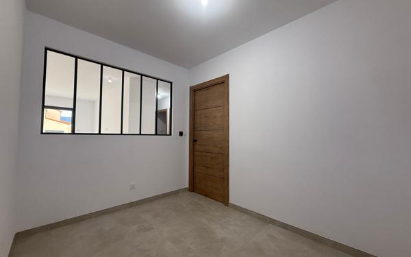 Maison à louer    5 pièces •  Marquixanes