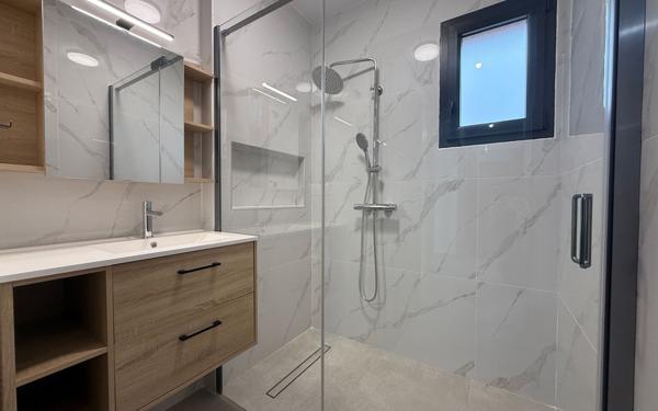 Maison à louer    5 pièces •  Marquixanes