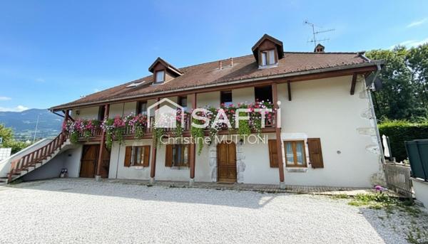 Appartement T4 en duplex avec cave et 2 places de parking privatives