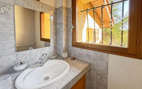 Maison à vendre    6 pièces •  Caussens