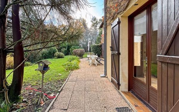 Maison à vendre    6 pièces •  Caussens