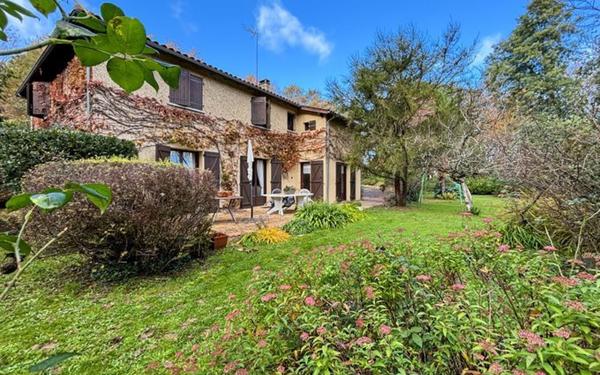 Maison à vendre    6 pièces •  Caussens