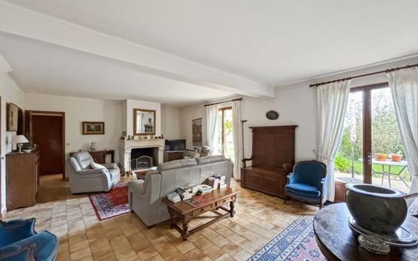 Maison à vendre    6 pièces •  Caussens