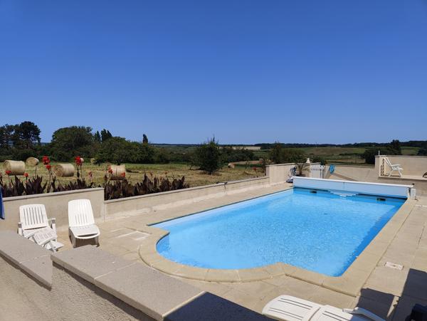 Maison 14 pièce(s) 9 chambre(s) 375 m²