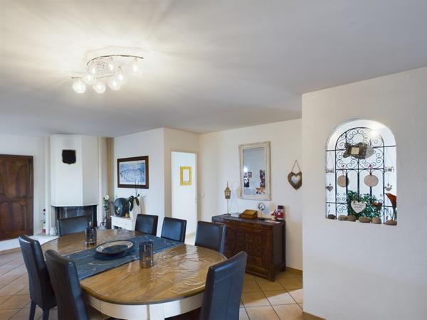 Maison 14 pièce(s) 9 chambre(s) 375 m²