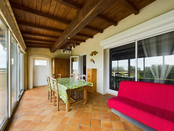 Maison 14 pièce(s) 9 chambre(s) 375 m²