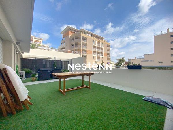 GOLFE JUAN - 3P - 60m² - VUE MER - TERRASSES - PARKING - JARDIN-CENTRE VILLE