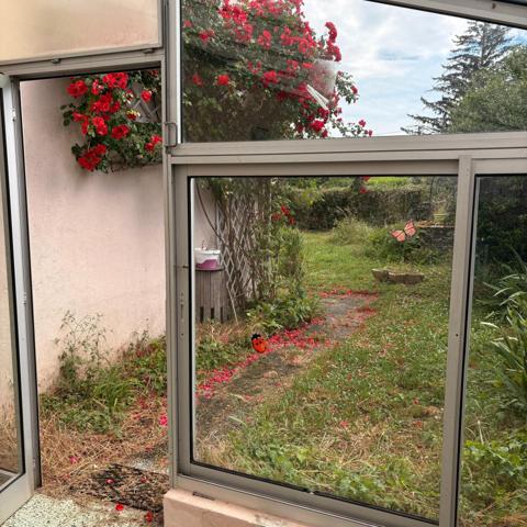 BELLE CAMPAGNE - FONTAINE - maison de village  107m2 - 2 garages - hangar - terrain 978m2
