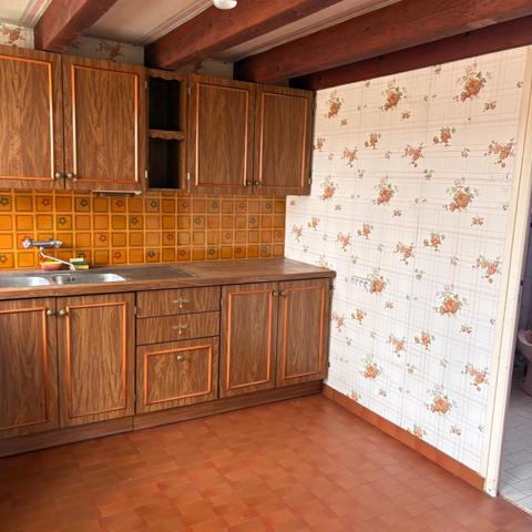 BELLE CAMPAGNE - FONTAINE - maison de village  107m2 - 2 garages - hangar - terrain 978m2