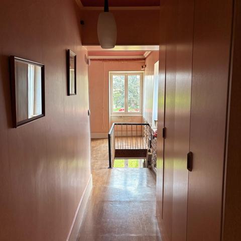 BELLE CAMPAGNE - FONTAINE - maison de village  107m2 - 2 garages - hangar - terrain 978m2