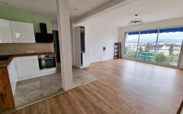 Appartement à vendre    4 pièces • 73,84 m2 Pau