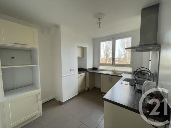 Appartement F3 à vendre  4 pièces - 78,25 m2 GARGES LES GONESSE - 95
