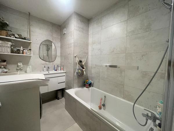 Appartement 5 pièces 96.45 m2