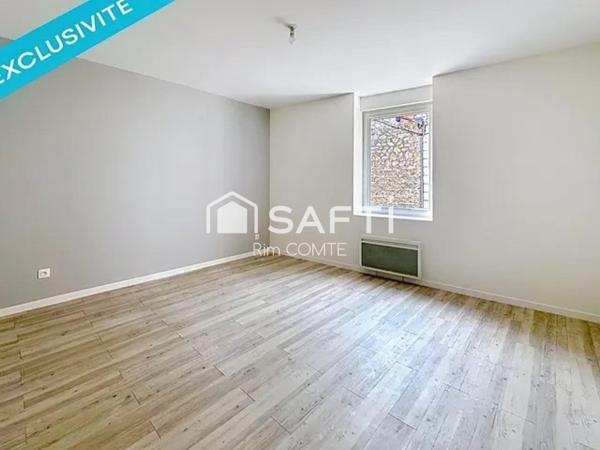 Maison de charme rénovée avec dépendance – Sarras!!