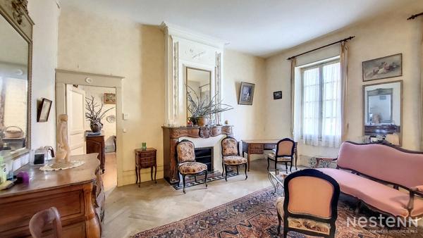 A Vendre Bâtisse du XVIIIème siècle avec parc arboré et vue sur la Cathédrale de Condom