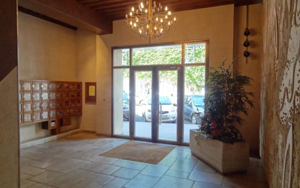 Appartement à vendre    1 pièce • 24,60 m2 Lyon 4