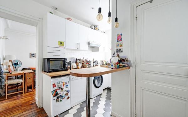 Appartement à vendre    3 pièces • 37 m2 Paris 18