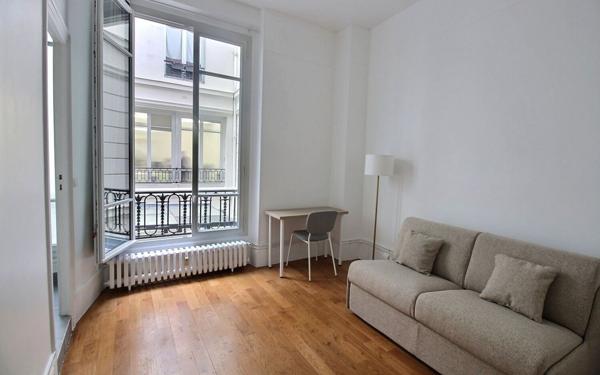 Appartement à louer    1 pièce • 22,50 m2 Paris 6