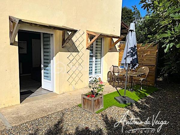 Local d activites de 355 m²