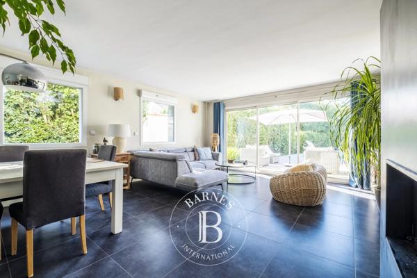 Pessac, Maison 5 Chambres -  227 m² à vendre
