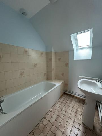 Maison Nogent Le Rotrou 2 pièce(s) 73.5 m2