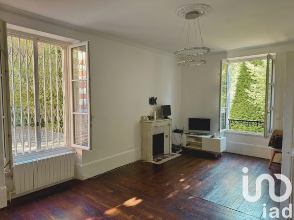 Maison 6 pièces de 107 m² à Corbeil-Essonnes (91100)