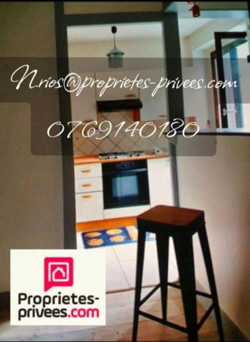 Immeuble 4 appartements + maison de ville avec terrasse et  garages