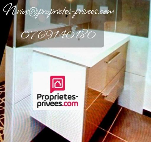 Immeuble 4 appartements + maison de ville avec terrasse et  garages