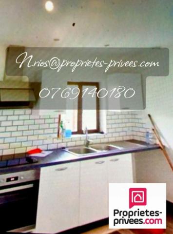 Immeuble 4 appartements + maison de ville avec terrasse et  garages