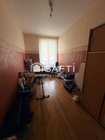 PERLE RARE EN CENTRE VILLE DE CHÂTILLON-SUR-INDRE ! 206 m² – 6 chambres – Beaux volumes – Terrain  2152 m²