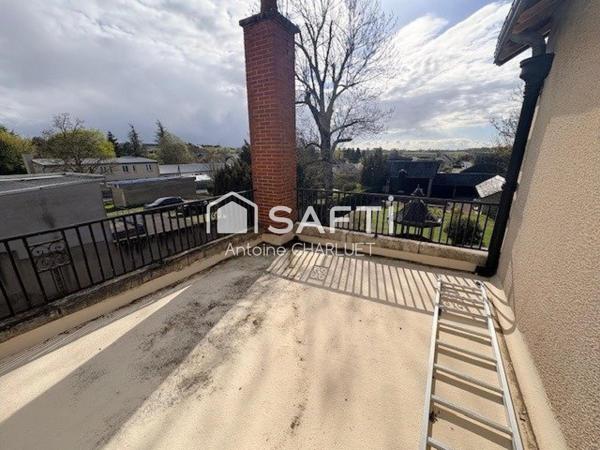 PERLE RARE EN CENTRE VILLE DE CHÂTILLON-SUR-INDRE ! 206 m² – 6 chambres – Beaux volumes – Terrain  2152 m²