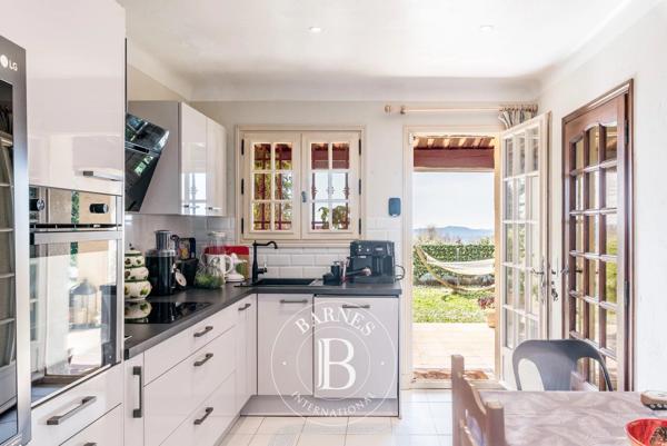 Grasse, Villa 4 Chambres -  190 m² à vendre