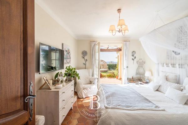 Grasse, Villa 4 Chambres -  190 m² à vendre