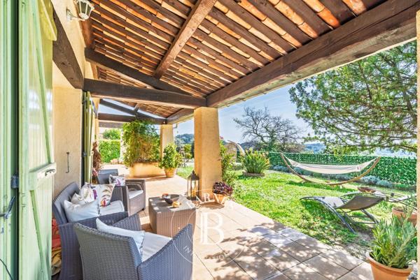 Grasse, Villa 4 Chambres -  190 m² à vendre