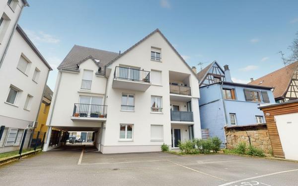 Appartement à vendre    3 pièces • 66 m2 Bischheim
