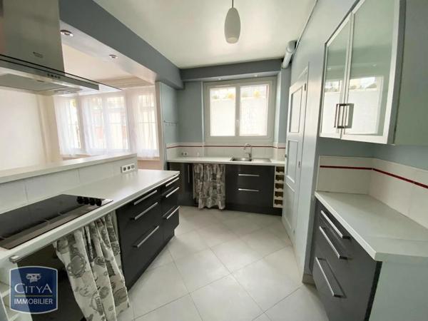 Appartement à louer 3 pièces 65m² Beauvais (60000)