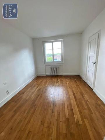 Appartement à louer 3 pièces 65m² Beauvais (60000)