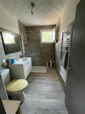 Villa R+1 100M² ENTIEREMENT RENOVEE 4 CHAMBRES SUR TERRAIN ARBORE