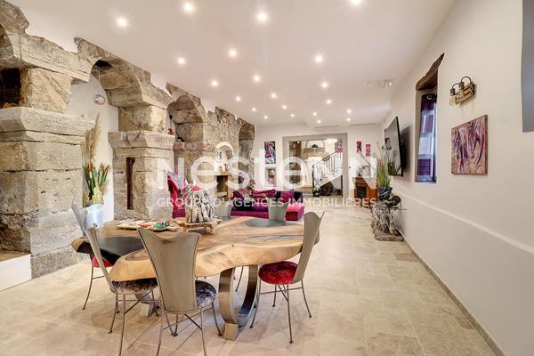 A VENDRE TRANS EN PROVENCE - Ancien Moulin entièrement rénové de 273 m² et 1,5 hectare de terrain