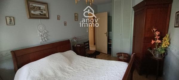 Maison
                                                                                                                                                                                                                                                                                                                        5 pièce(s)                                                                                                                                                                                                          3 chambre(s)                                                                                                                                                                                                          111  m²