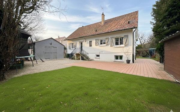 Maison à vendre    5 pièces • 220,85 m2 Yerres