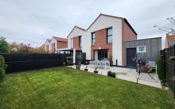 Maison à vendre    4 pièces •  Comines