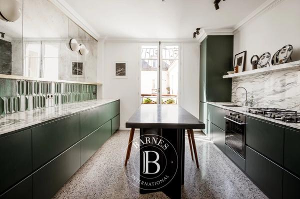 Paris 9ème, Appartement 2 Chambres -  113 m² à vendre