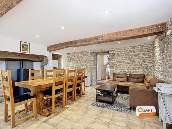 Maison de village avec dépendances et terrain clos de 1250 m²