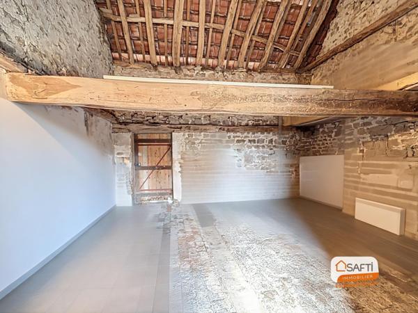 Maison de village avec dépendances et terrain clos de 1250 m²