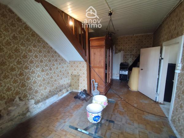 Propriete
                                                                                                                                                                                                                                                                                                                        7 pièce(s)                                                                                                                                                                                                          2 chambre(s)                                                                                                                                                                                                          240  m²